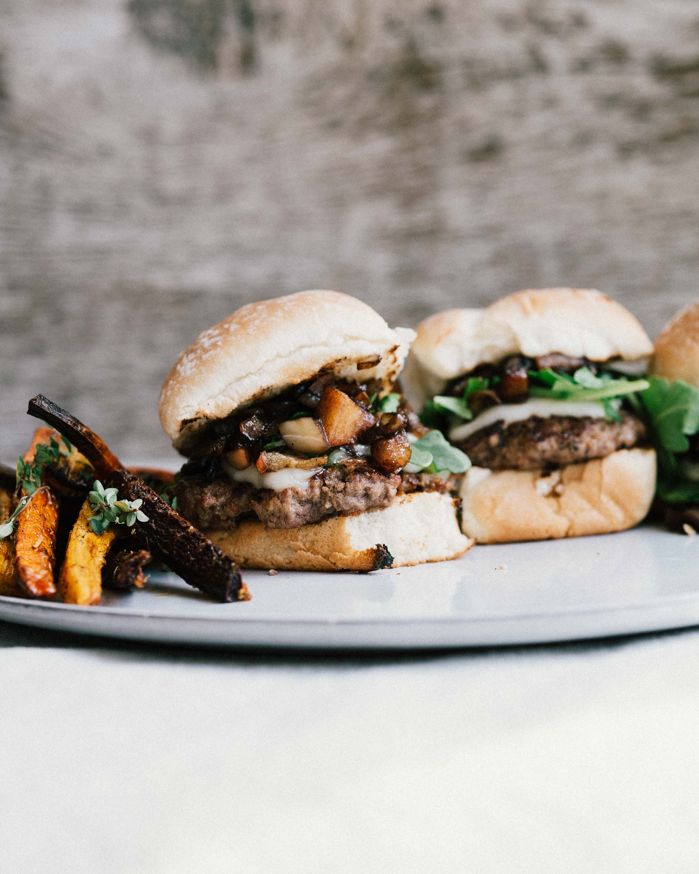 Sliders w/ Onion Apple Jam & Carrot Fries